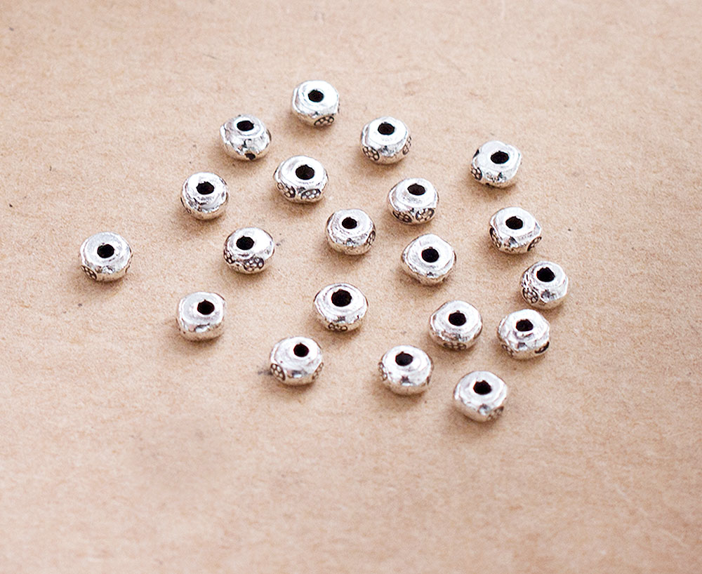 13" Karen Hill Tribe Argent 180 petits anneaux perles 2x1.8 mm 